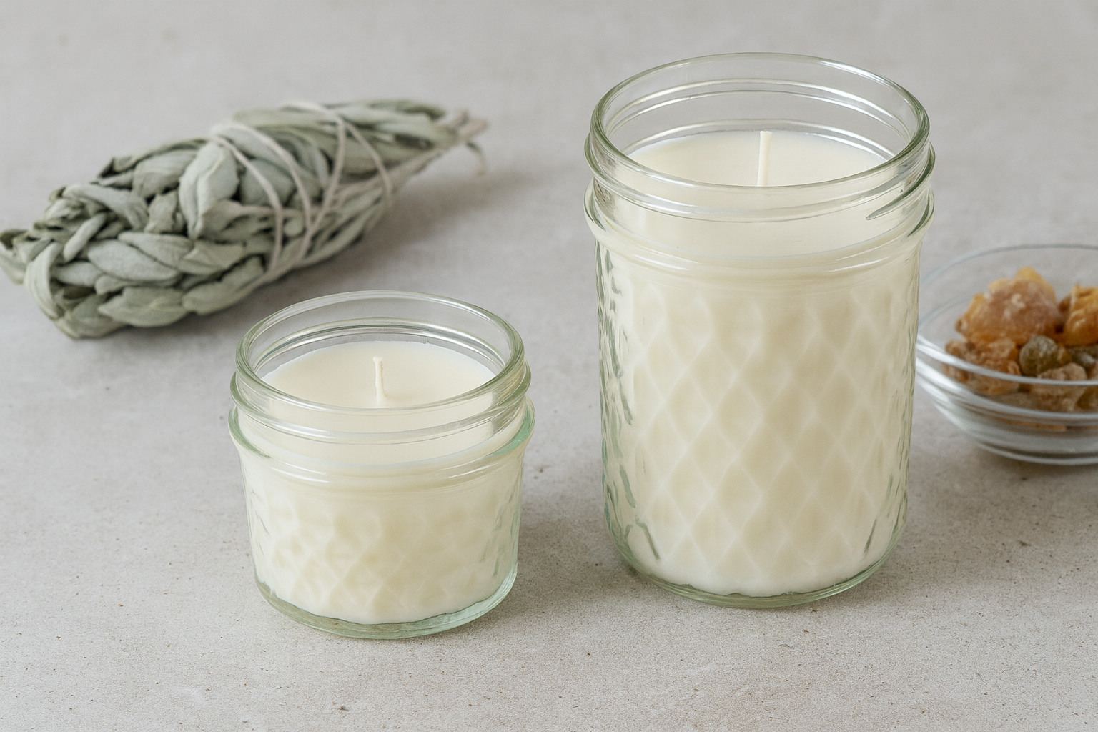 Sage & Myrrh Scented Candle